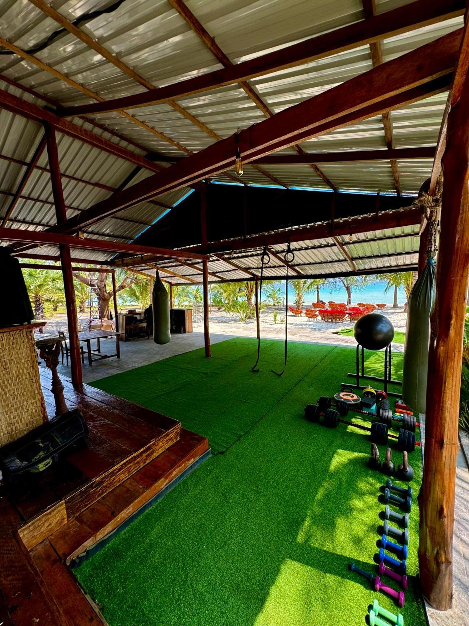 Derm Tkov Village Rafikis Retreat 호스텔 외부 사진